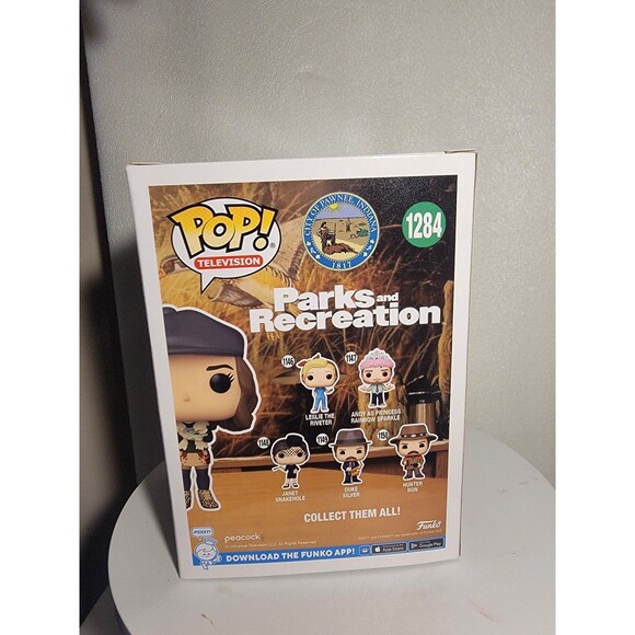 Parks and Recreation: MONA-LISA NYCC 2022 Shared Exclusive!#1284 - Picture 3 of 6